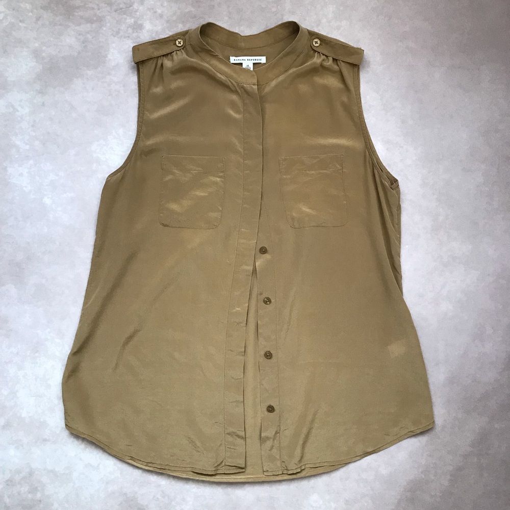 Banana Republic 100% Silk Golden Taupe Olive Khaki Shoulder Boards Button Down